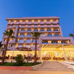 Amr Hotel - Durres